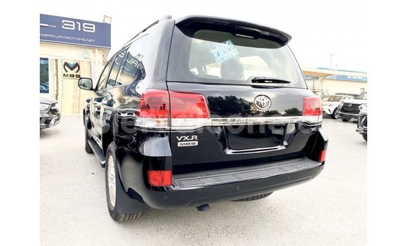Buy Import Toyota Land Cruiser Black Car in Import - Dubai in Kailahun Buy Import Toyota Land Cruiser Black Car in Import - Dubai in Kailahun
