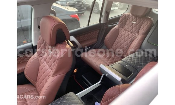 Buy Import Toyota Land Cruiser Black Car in Import - Dubai in Kailahun Buy Import Toyota Land Cruiser Black Car in Import - Dubai in Kailahun