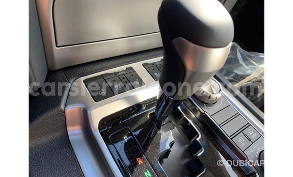 Buy Import Toyota Land Cruiser White Car in Import - Dubai in Kailahun Buy Import Toyota Land Cruiser White Car in Import - Dubai in Kailahun