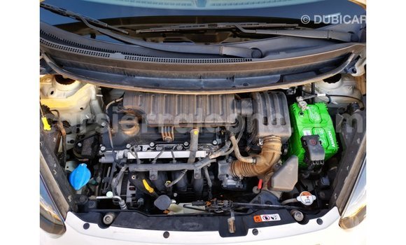 Acheter Import Voiture Kia Picanto Blanc à Import - Dubai, Kailahun Acheter Import Voiture Kia Picanto Blanc à Import - Dubai, Kailahun