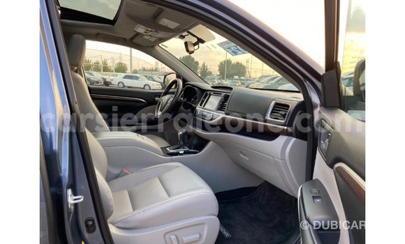 Buy Import Toyota Highlander Blue Car in Import - Dubai in Kailahun Buy Import Toyota Highlander Blue Car in Import - Dubai in Kailahun