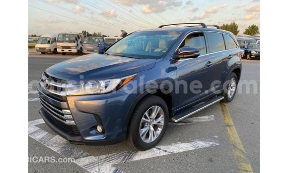 Buy Import Toyota Highlander Blue Car in Import - Dubai in Kailahun Buy Import Toyota Highlander Blue Car in Import - Dubai in Kailahun