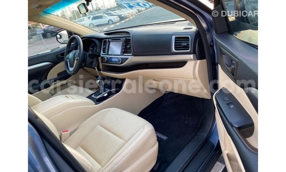 Buy Import Toyota Highlander Blue Car in Import - Dubai in Kailahun Buy Import Toyota Highlander Blue Car in Import - Dubai in Kailahun