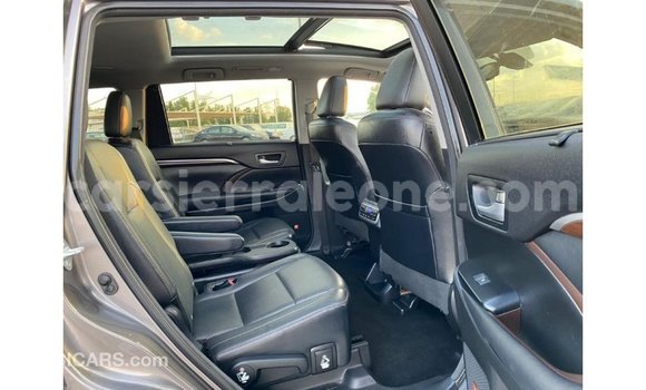 Buy Import Toyota Highlander Other Car in Import - Dubai in Kailahun Buy Import Toyota Highlander Other Car in Import - Dubai in Kailahun