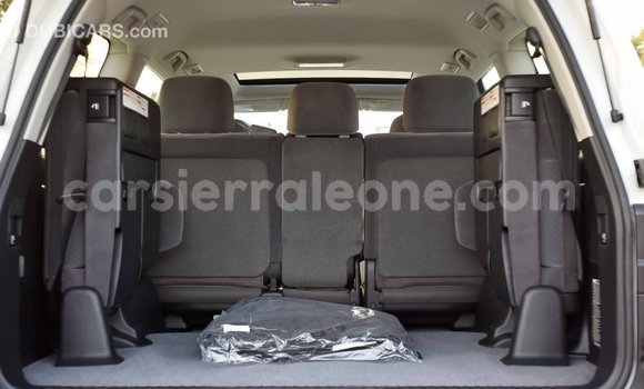 Buy Import Toyota Land Cruiser White Car in Import - Dubai in Kailahun Buy Import Toyota Land Cruiser White Car in Import - Dubai in Kailahun