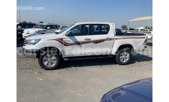 Buy Import Toyota Hilux White Car in Import - Dubai in Kailahun Buy Import Toyota Hilux White Car in Import - Dubai in Kailahun