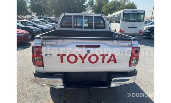 Buy Import Toyota Hilux White Car in Import - Dubai in Kailahun Buy Import Toyota Hilux White Car in Import - Dubai in Kailahun