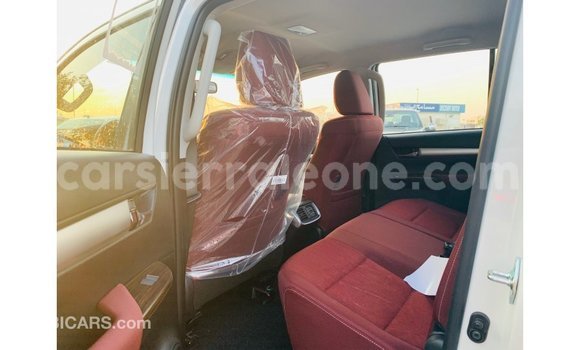 Buy Import Toyota Hilux White Car in Import - Dubai in Kailahun Buy Import Toyota Hilux White Car in Import - Dubai in Kailahun