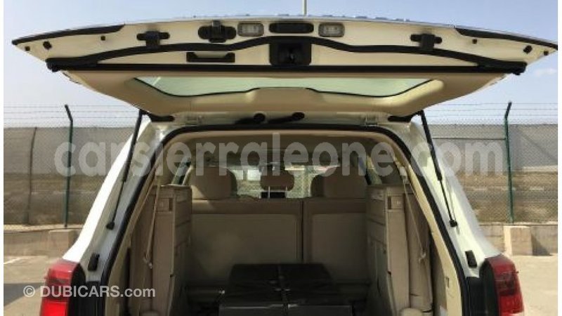 Big with watermark toyota land cruiser kailahun import dubai 5044