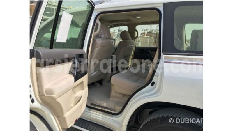 Big with watermark toyota land cruiser kailahun import dubai 5044