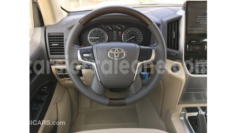 Big with watermark toyota land cruiser kailahun import dubai 5044