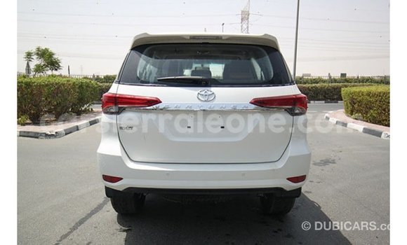 Buy Import Toyota Fortuner White Car in Import - Dubai in Kailahun Buy Import Toyota Fortuner White Car in Import - Dubai in Kailahun