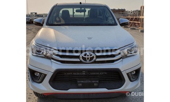 Buy Import Toyota Hilux White Car in Import - Dubai in Kailahun Buy Import Toyota Hilux White Car in Import - Dubai in Kailahun