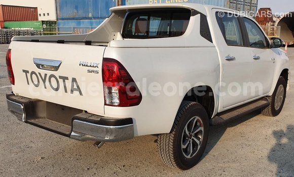 Buy Import Toyota Hilux White Car in Import - Dubai in Kailahun Buy Import Toyota Hilux White Car in Import - Dubai in Kailahun