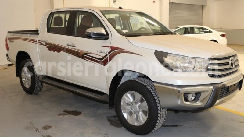 Big with watermark toyota hilux kailahun import dubai 5055