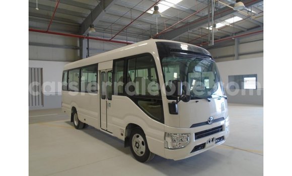 Buy Import Abarth 595 White Car in Import - Dubai in Kailahun