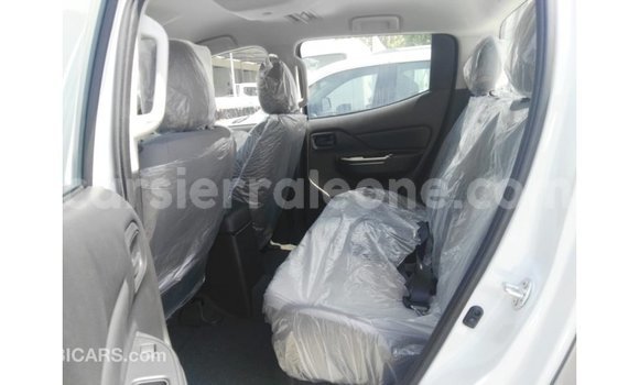 Buy Import Mitsubishi L200 Other Car in Import - Dubai in Kailahun Buy Import Mitsubishi L200 Other Car in Import - Dubai in Kailahun