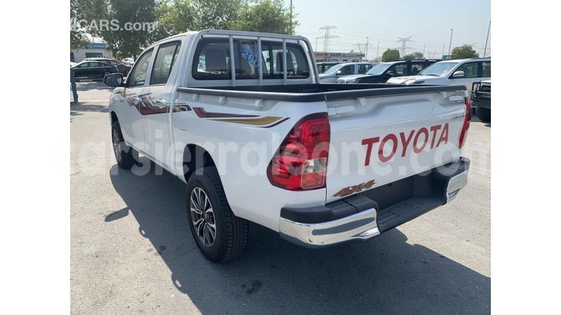 Big with watermark toyota hilux kailahun import dubai 5061