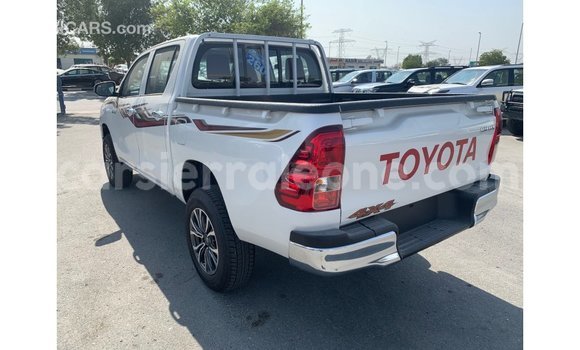 Buy Import Toyota Hilux White Car in Import - Dubai in Kailahun Buy Import Toyota Hilux White Car in Import - Dubai in Kailahun