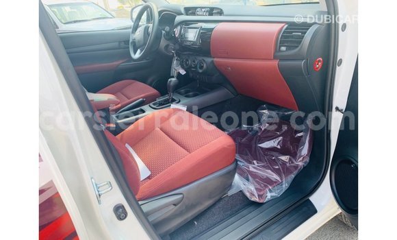 Buy Import Toyota Hilux White Car in Import - Dubai in Kailahun Buy Import Toyota Hilux White Car in Import - Dubai in Kailahun