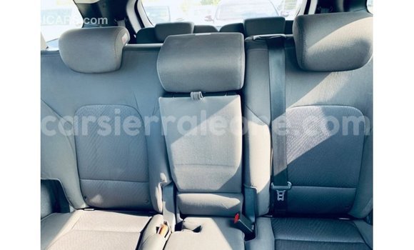 Buy Import Hyundai Santa Fe White Car in Import - Dubai in Kailahun Buy Import Hyundai Santa Fe White Car in Import - Dubai in Kailahun