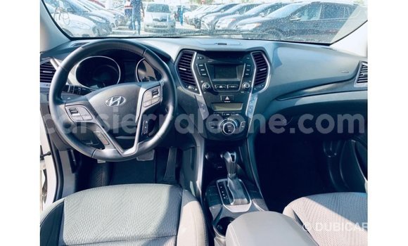 Buy Import Hyundai Santa Fe White Car in Import - Dubai in Kailahun Buy Import Hyundai Santa Fe White Car in Import - Dubai in Kailahun