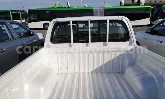 Acheter Neuf Voiture Toyota Hilux Blanc à Import - Dubai, Kailahun Acheter Neuf Voiture Toyota Hilux Blanc à Import - Dubai, Kailahun