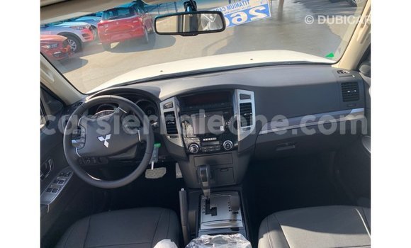 Buy Import Mitsubishi Pajero White Car in Import - Dubai in Kailahun Buy Import Mitsubishi Pajero White Car in Import - Dubai in Kailahun
