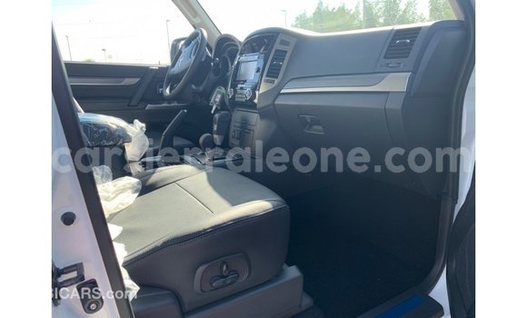 Buy Import Mitsubishi Pajero White Car in Import - Dubai in Kailahun Buy Import Mitsubishi Pajero White Car in Import - Dubai in Kailahun