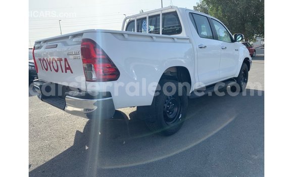 Buy Import Toyota Hilux White Car in Import - Dubai in Kailahun Buy Import Toyota Hilux White Car in Import - Dubai in Kailahun