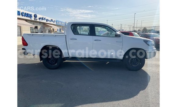 Buy Import Toyota Hilux White Car in Import - Dubai in Kailahun Buy Import Toyota Hilux White Car in Import - Dubai in Kailahun