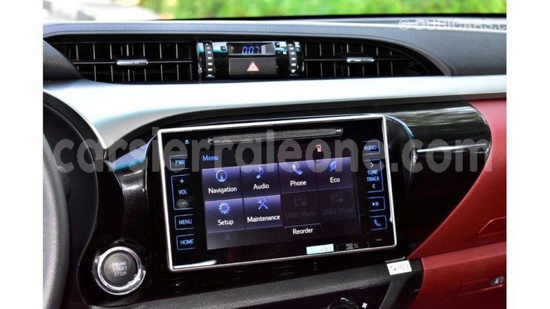 Big with watermark toyota hilux kailahun import dubai 5104