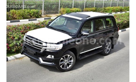 Buy Import Toyota Land Cruiser Black Car in Import - Dubai in Kailahun Buy Import Toyota Land Cruiser Black Car in Import - Dubai in Kailahun