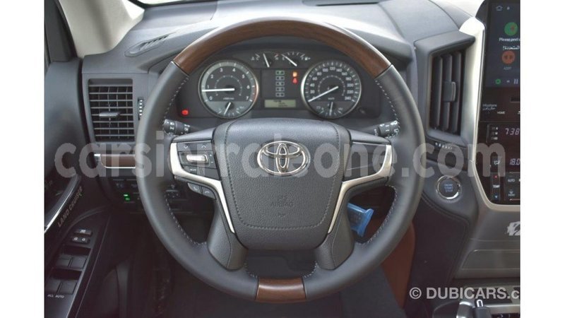 Big with watermark toyota land cruiser kailahun import dubai 5106