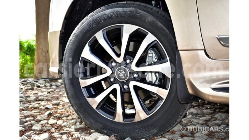 Big with watermark toyota land cruiser kailahun import dubai 5109