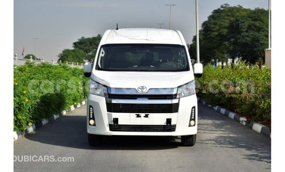 Buy Import Toyota Hiace White Car in Import - Dubai in Kailahun Buy Import Toyota Hiace White Car in Import - Dubai in Kailahun