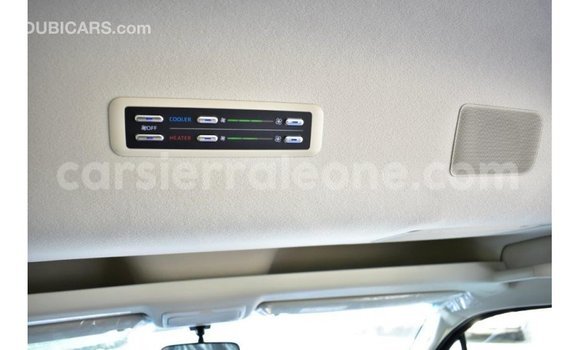 Buy Import Toyota Hiace White Car in Import - Dubai in Kailahun Buy Import Toyota Hiace White Car in Import - Dubai in Kailahun