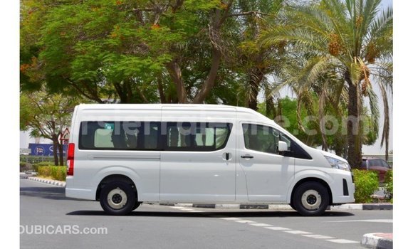 Buy Import Toyota Hiace White Car in Import - Dubai in Kailahun Buy Import Toyota Hiace White Car in Import - Dubai in Kailahun
