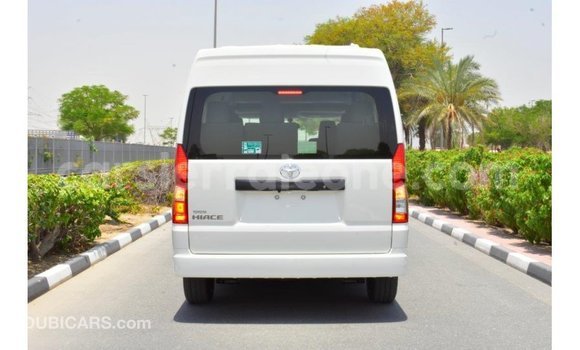 Buy Import Toyota Hiace White Car in Import - Dubai in Kailahun Buy Import Toyota Hiace White Car in Import - Dubai in Kailahun