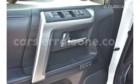 Buy Import Toyota 4Runner White Car in Import - Dubai in Kailahun Buy Import Toyota 4Runner White Car in Import - Dubai in Kailahun