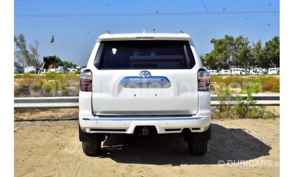 Buy Import Toyota 4Runner White Car in Import - Dubai in Kailahun Buy Import Toyota 4Runner White Car in Import - Dubai in Kailahun
