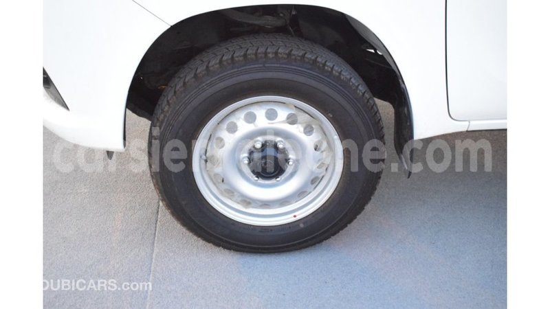 Big with watermark toyota hilux kailahun import dubai 5123