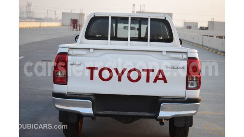 Big with watermark toyota hilux kailahun import dubai 5123