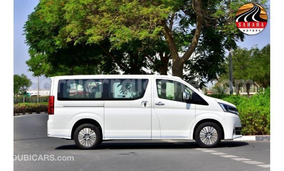 Buy Import Toyota Granvia White Car in Import - Dubai in Kailahun Buy Import Toyota Granvia White Car in Import - Dubai in Kailahun