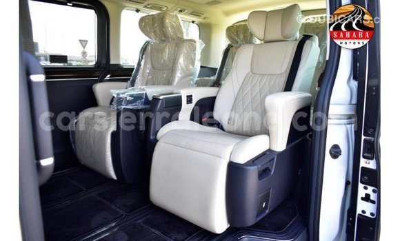 Buy Import Toyota Granvia White Car in Import - Dubai in Kailahun Buy Import Toyota Granvia White Car in Import - Dubai in Kailahun
