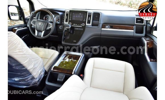 Buy Import Toyota Granvia White Car in Import - Dubai in Kailahun Buy Import Toyota Granvia White Car in Import - Dubai in Kailahun