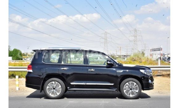 Buy Import Toyota Land Cruiser Black Car in Import - Dubai in Kailahun Buy Import Toyota Land Cruiser Black Car in Import - Dubai in Kailahun