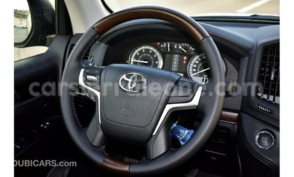 Buy Import Toyota Land Cruiser Black Car in Import - Dubai in Kailahun Buy Import Toyota Land Cruiser Black Car in Import - Dubai in Kailahun