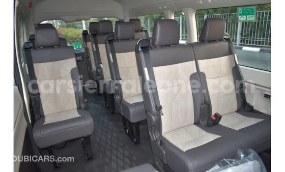 Buy Import Toyota Hiace Blue Car in Import - Dubai in Kailahun Buy Import Toyota Hiace Blue Car in Import - Dubai in Kailahun
