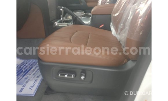Buy Import Toyota Land Cruiser White Car in Import - Dubai in Kailahun Buy Import Toyota Land Cruiser White Car in Import - Dubai in Kailahun
